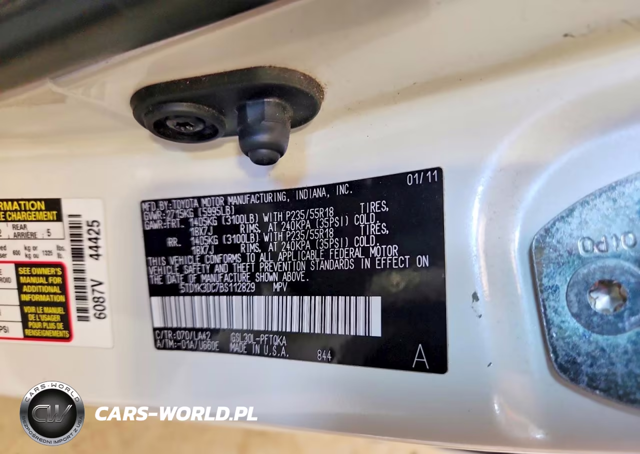 2011 Toyota Sienna Limited 7-Passenger VIN:5TDYK3DC7BS112829 - 13