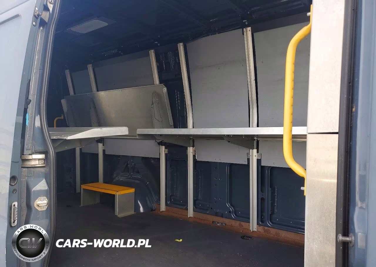 2019 Mercedes-Benz Sprinter 2500-3500 VIN:WD4PF1CD5KP141020 - 10