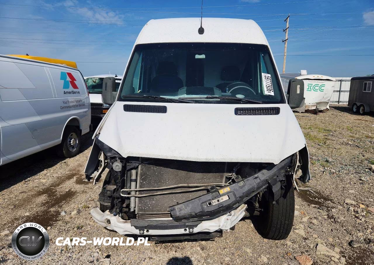 2017 Mercedes-Benz Sprinter 2500 VIN:WD3PE8CD2HP566543 - 5