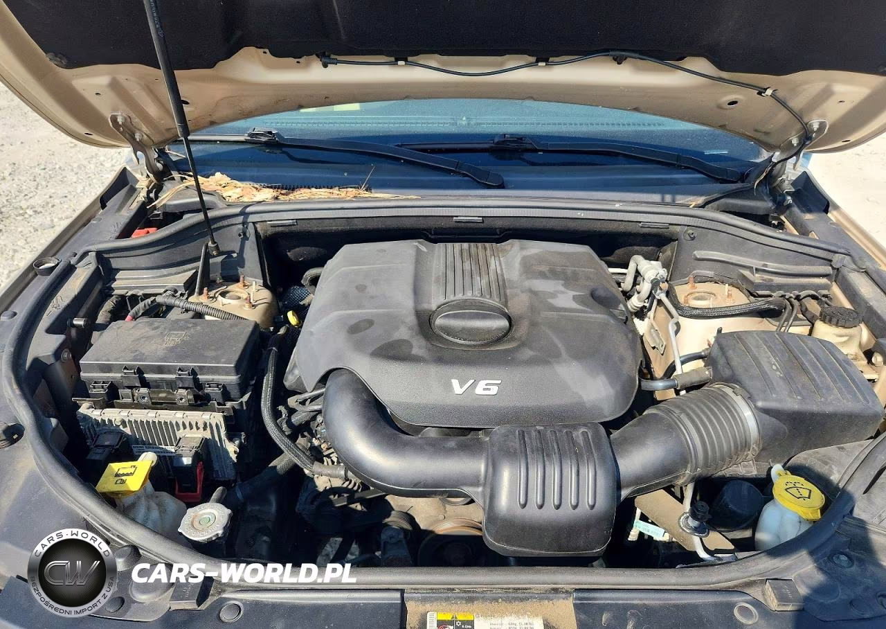 2014 Jeep Grand Cherokee Laredo VIN:1C4RJFAG3EC242550 - 12