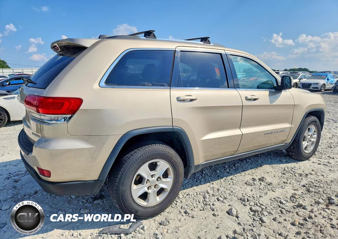 2014 Jeep Grand Cherokee Laredo VIN:1C4RJFAG3EC242550 - 3
