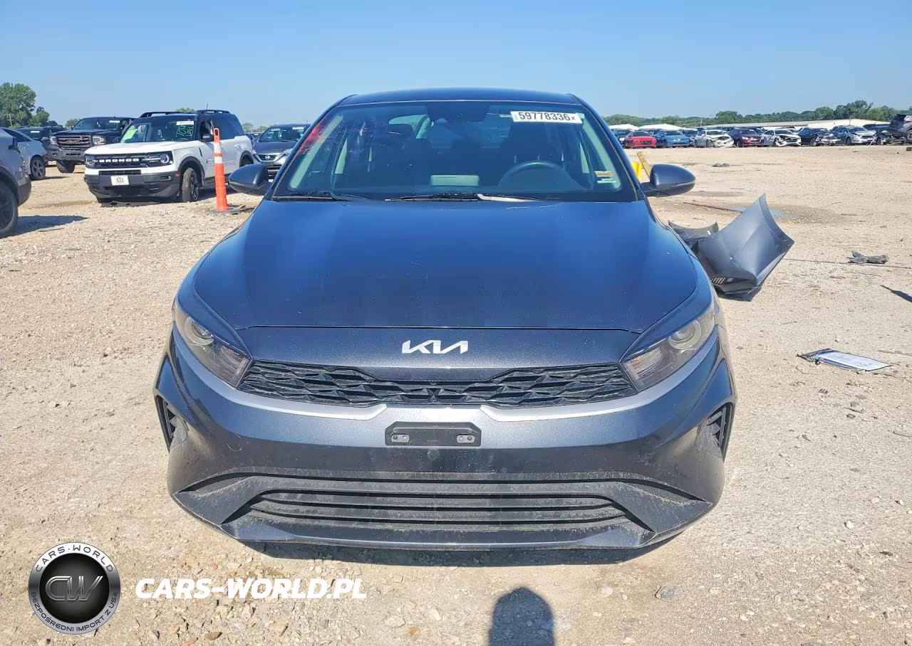 2023 Kia Forte Lxs VIN:3KPF24AD0PE622550 - 5