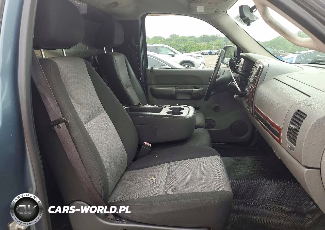 2008 Chevrolet Silverado C1500 VIN:1GCEC14C18Z116841 - 10