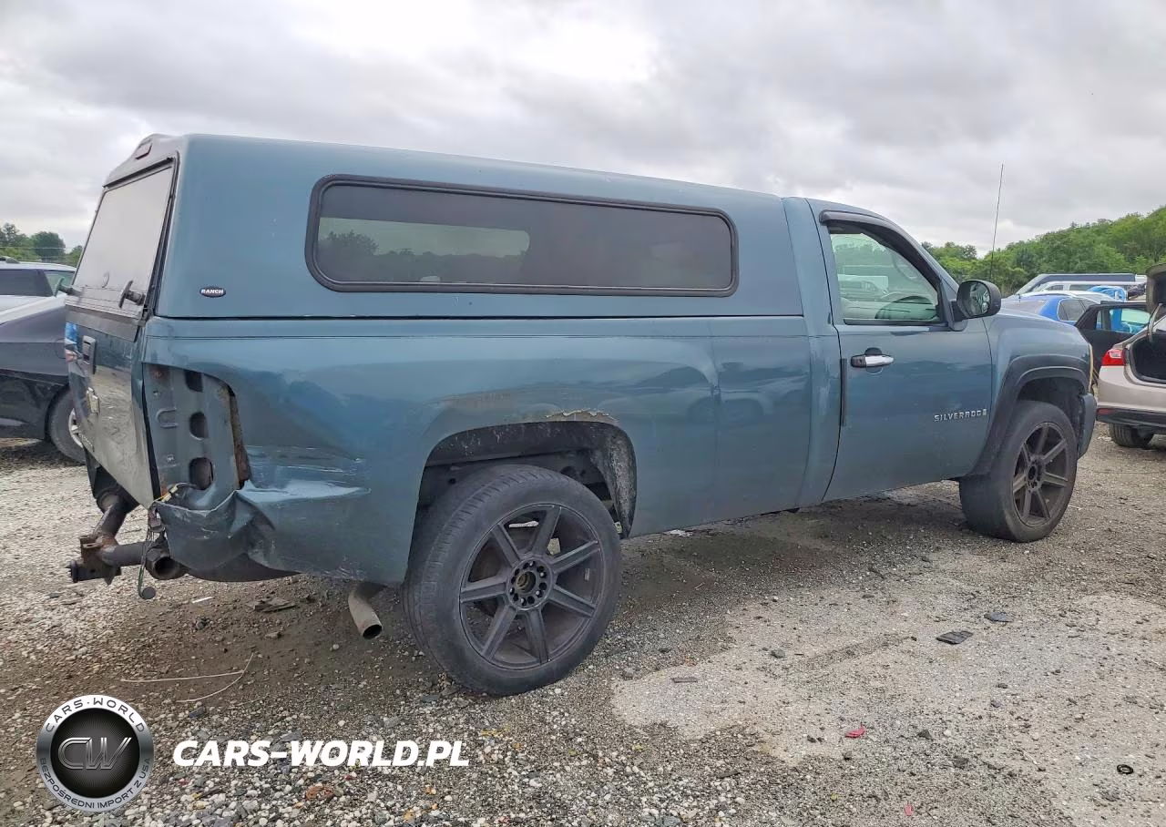 2008 Chevrolet Silverado C1500 VIN:1GCEC14C18Z116841 - 3