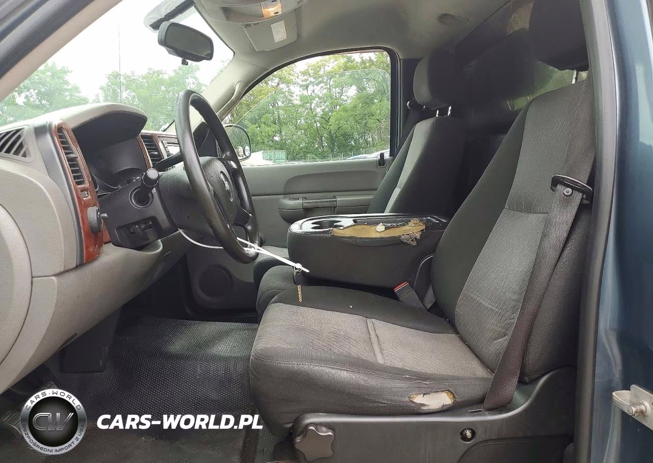2008 Chevrolet Silverado C1500 VIN:1GCEC14C18Z116841 - 7