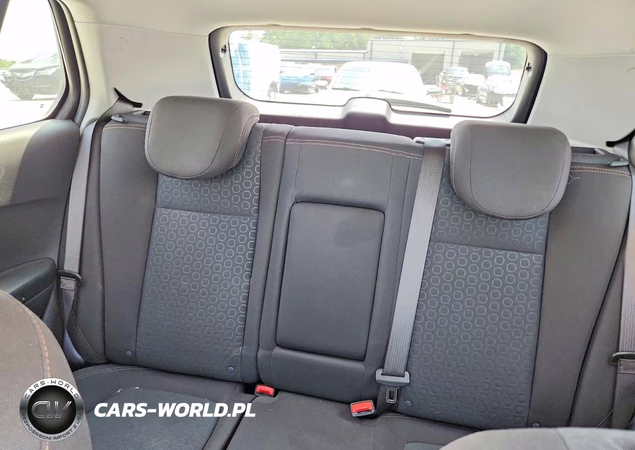 2021 Chevrolet Trax Ls VIN:KL7CJNSB0MB358681 - 10