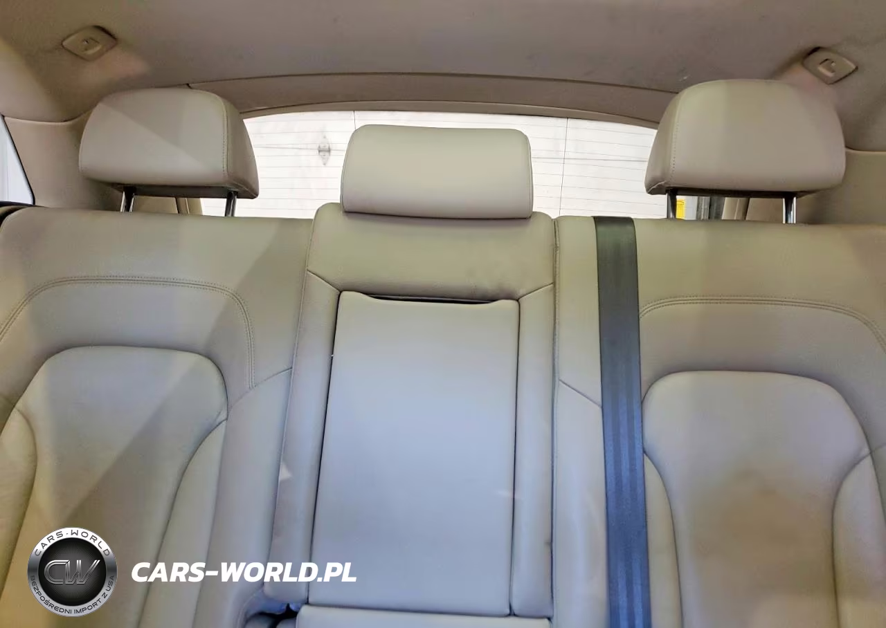 2013 Audi Q5 Premium VIN:WA1CFBFPXDA051110 - 10