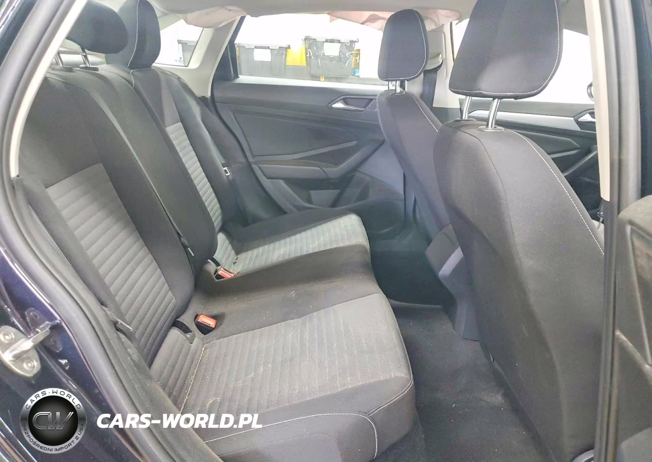 2025 Volkswagen Jetta S VIN:3VW5X7BU6SM073171 - 10