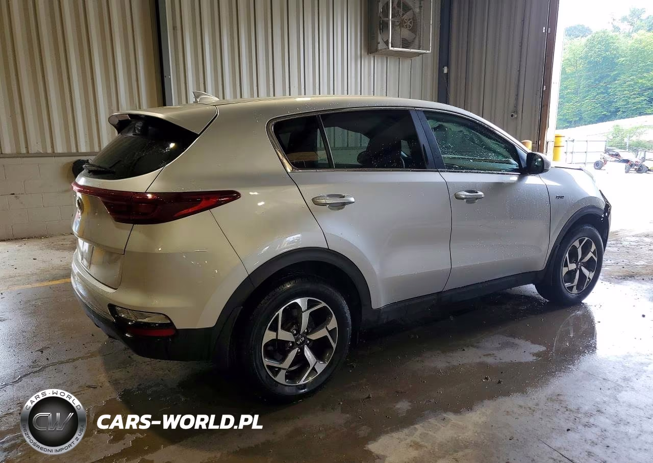 2020 Kia Sportage Lx VIN:KNDPMCAC4L7770632 - 3