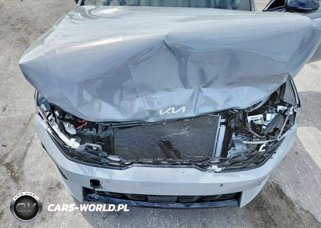 2026 Kia K5 Gt Line VIN:KNAG64J76T5476659 - 11