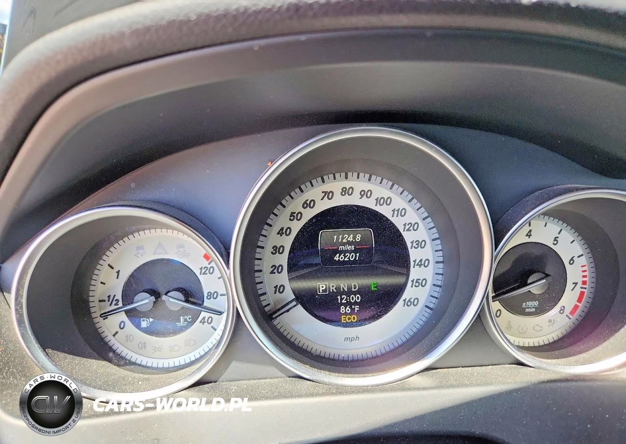 2013 Mercedes-Benz C 300 4Matic VIN:WDDGF8AB6DA881689 - 9