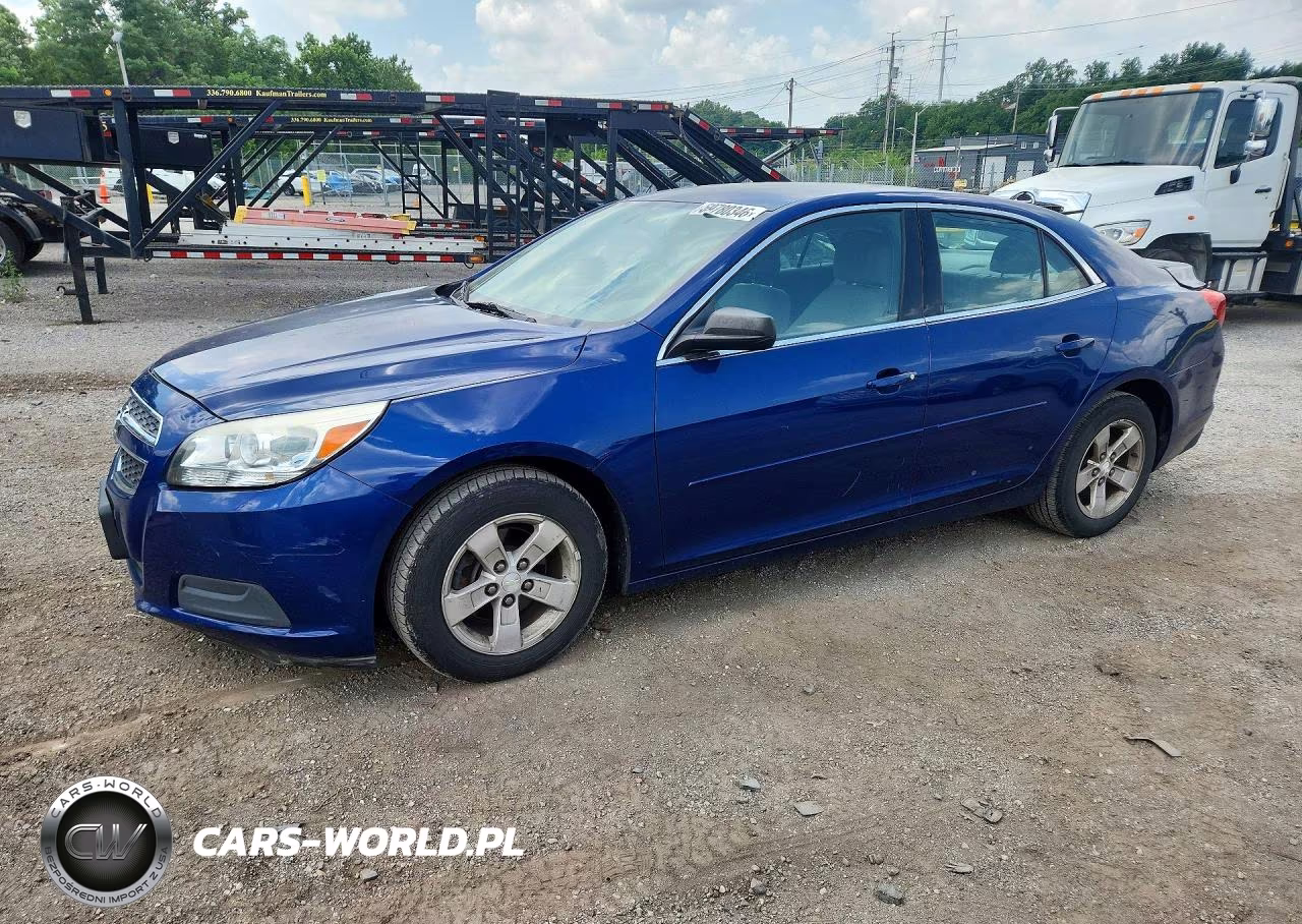 2013 Chevrolet Malibu Ls – zdjęcie 1 z 12