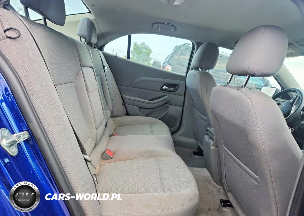 2013 Chevrolet Malibu Ls VIN:1G11B5SA2DU104384 - 10
