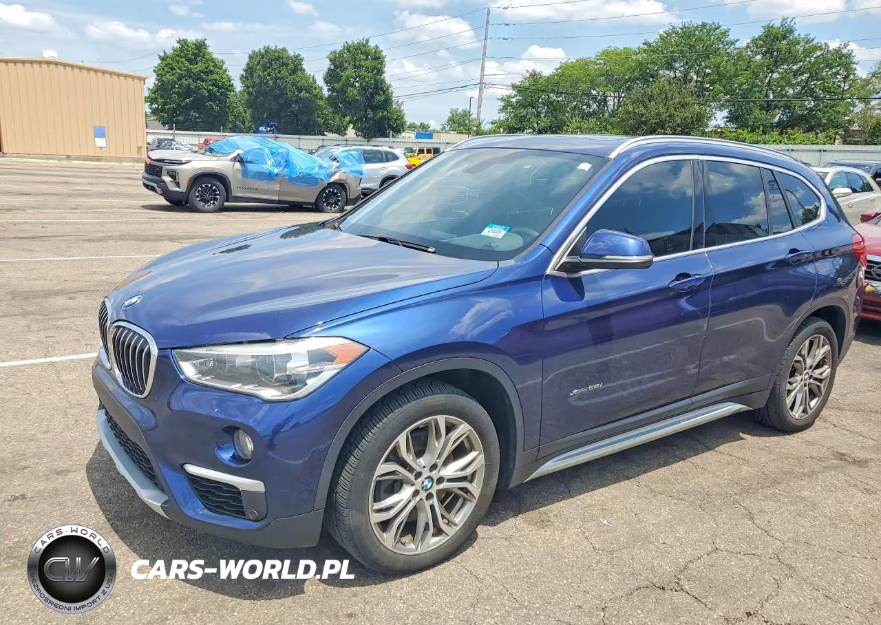 2017 BMW X1 xDrive28I – zdjęcie 1 z 13