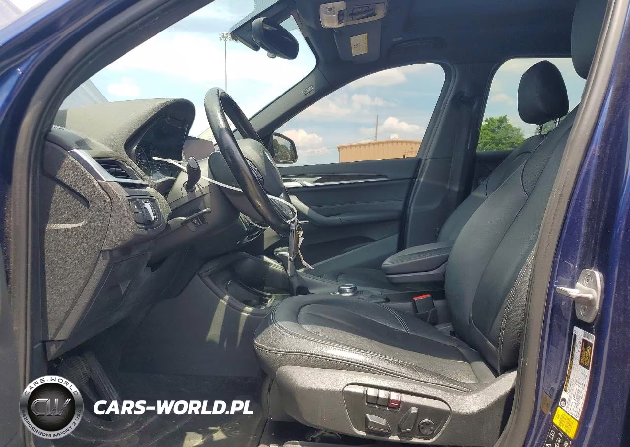 2017 BMW X1 xDrive28I VIN:WBXHT3C31H5F86620 - 7