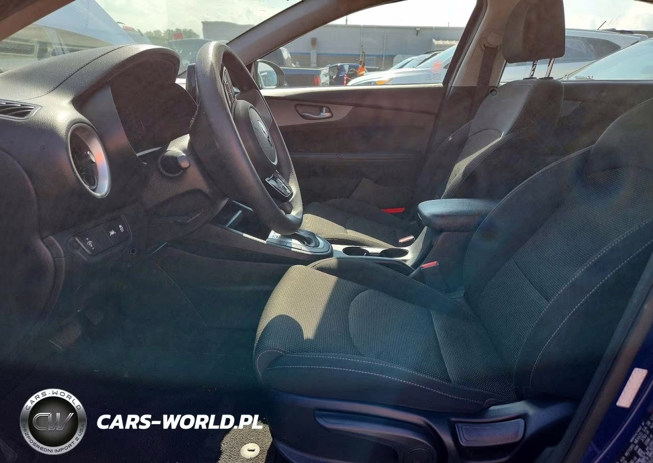 2020 Kia Forte Lxs VIN:3KPF24AD1LE151373 - 7