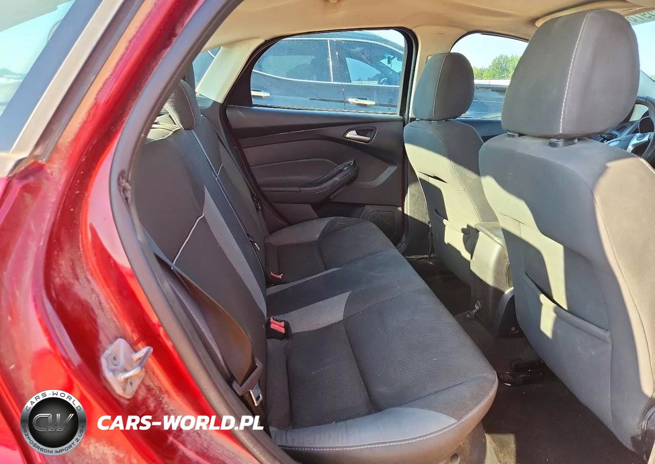 2014 Ford Focus Se VIN:1FADP3F21EL103642 - 10