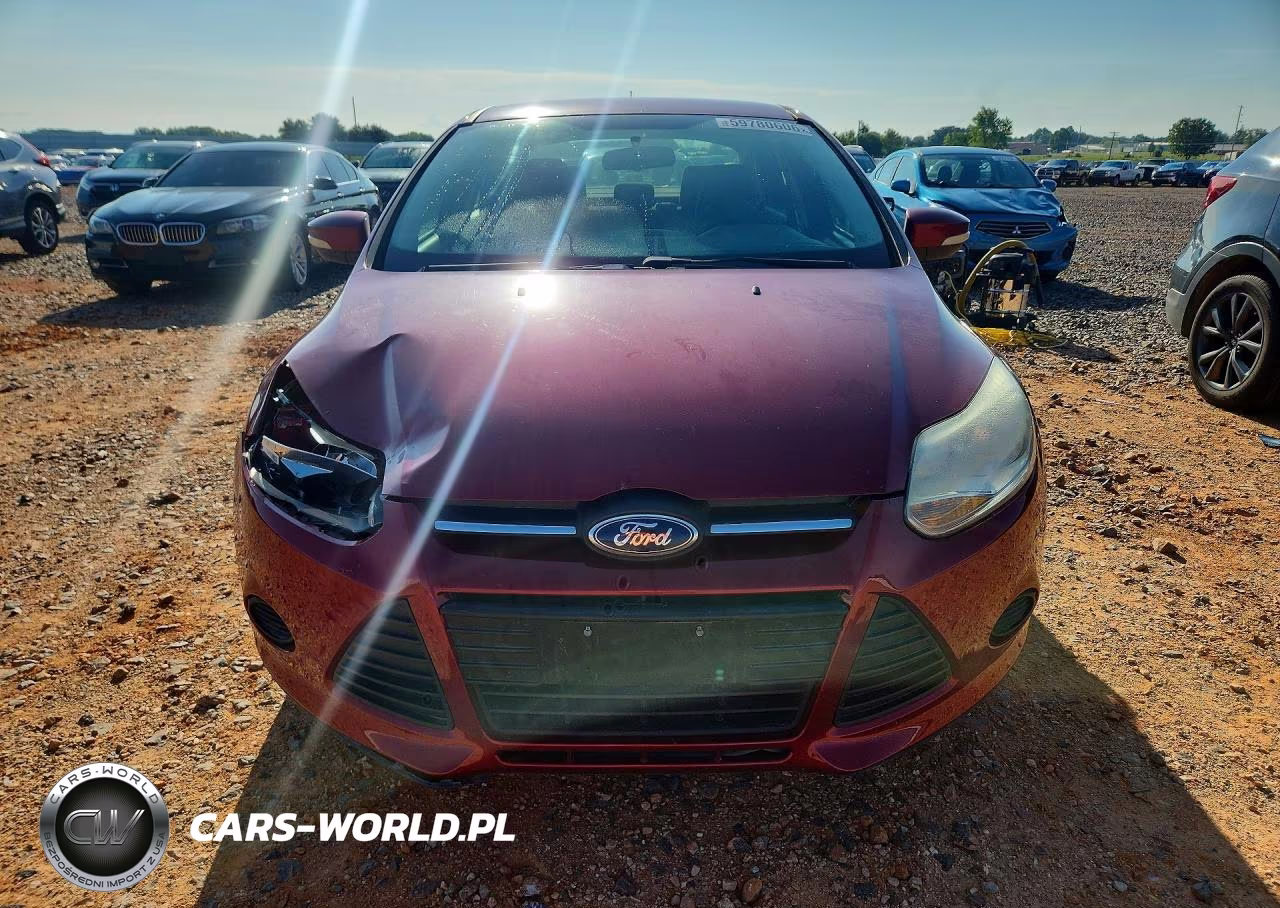 2014 Ford Focus Se VIN:1FADP3F21EL103642 - 5