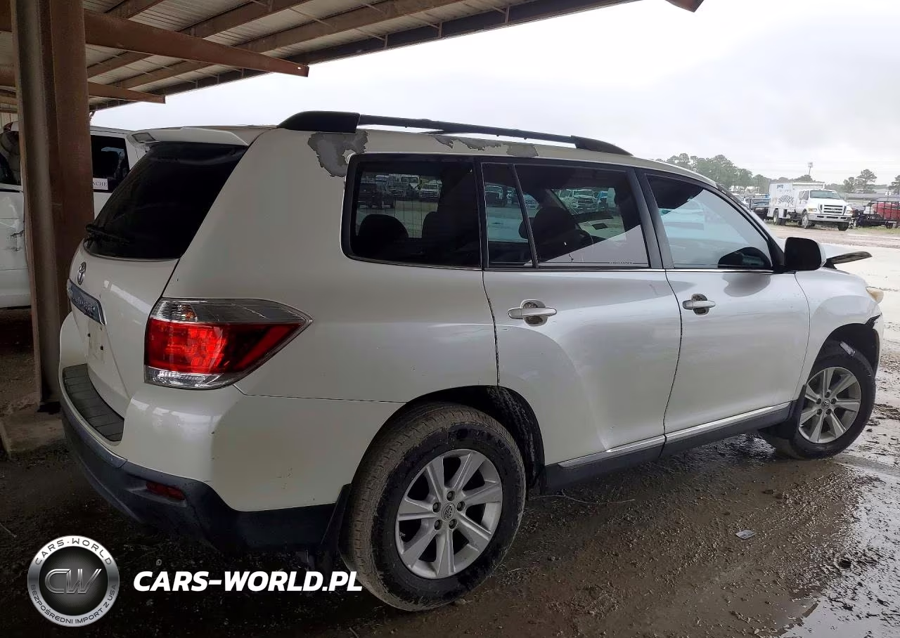 2013 Toyota Highlander Plus VIN:5TDZK3EH2DS094953 - 3