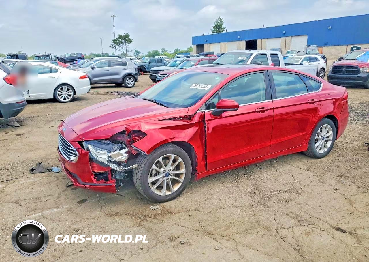 2020 Ford Fusion Se – zdjęcie 1 z 12