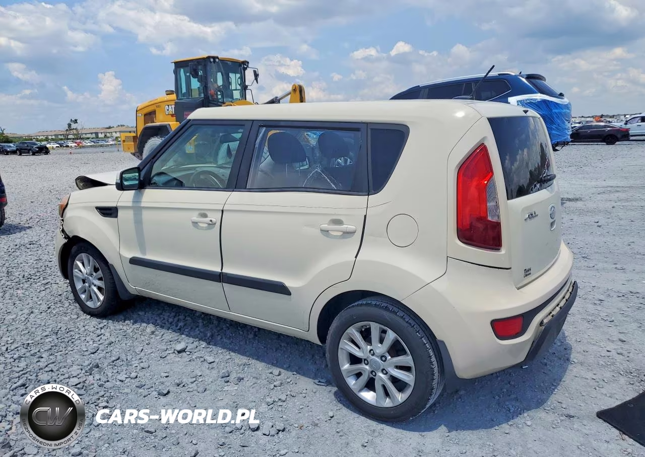 2013 Kia Soul + VIN:KNDJT2A6XD7567680 - 2
