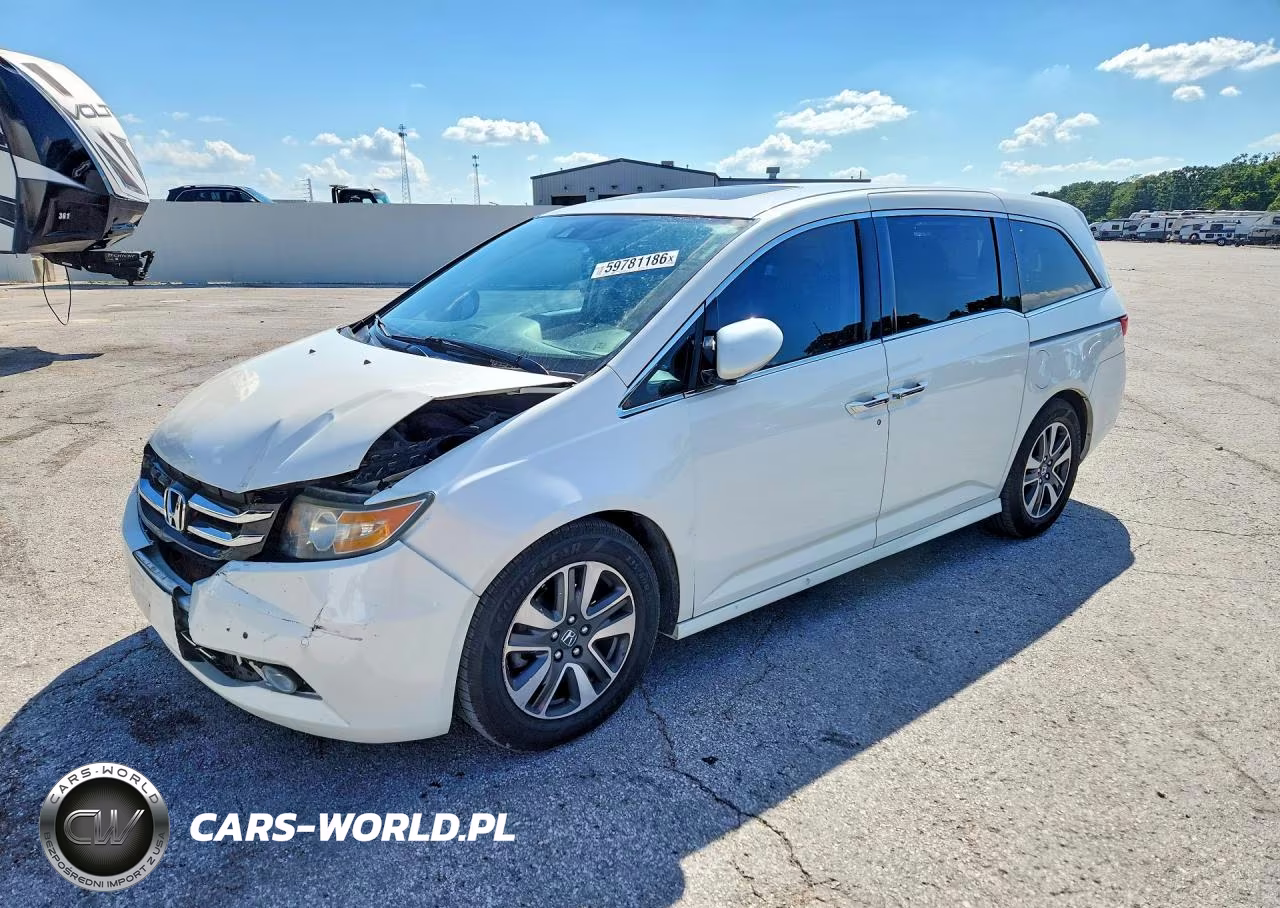 2015 Honda Odyssey Touring – zdjęcie 1 z 13