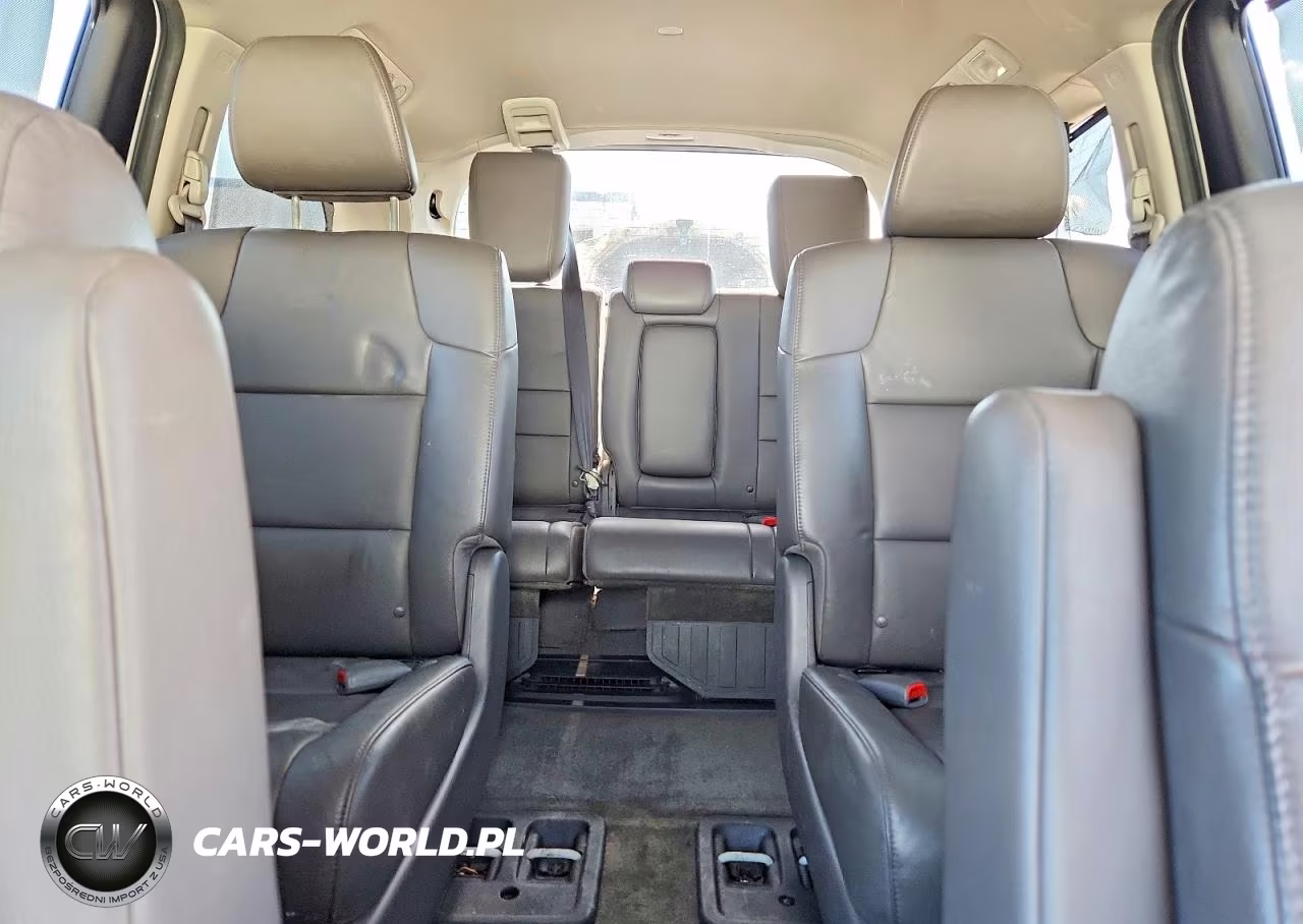 2015 Honda Odyssey Touring VIN:5FNRL5H94FB071923 - 10