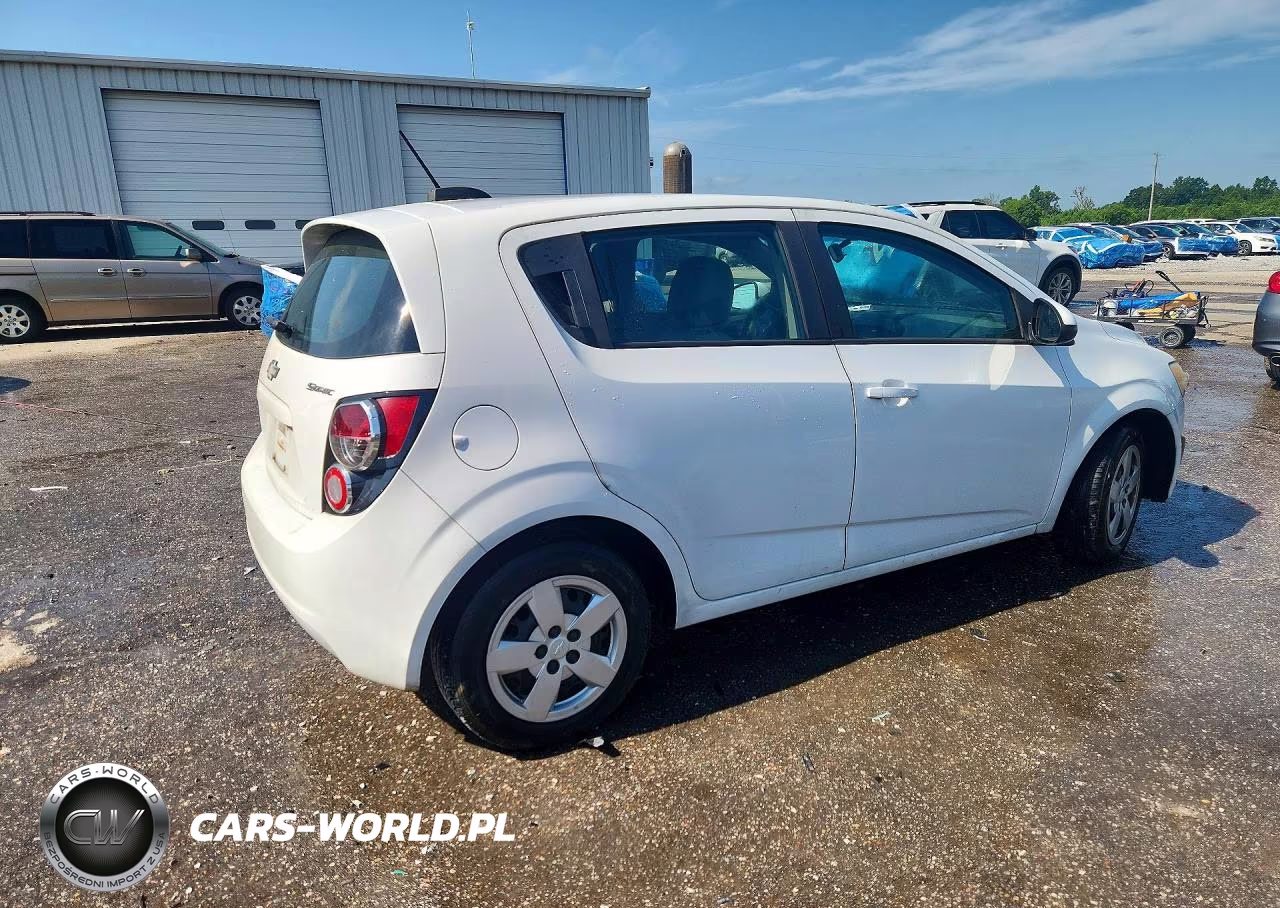 2016 Chevrolet Sonic Ls VIN:1G1JA6SH0G4109660 - 3