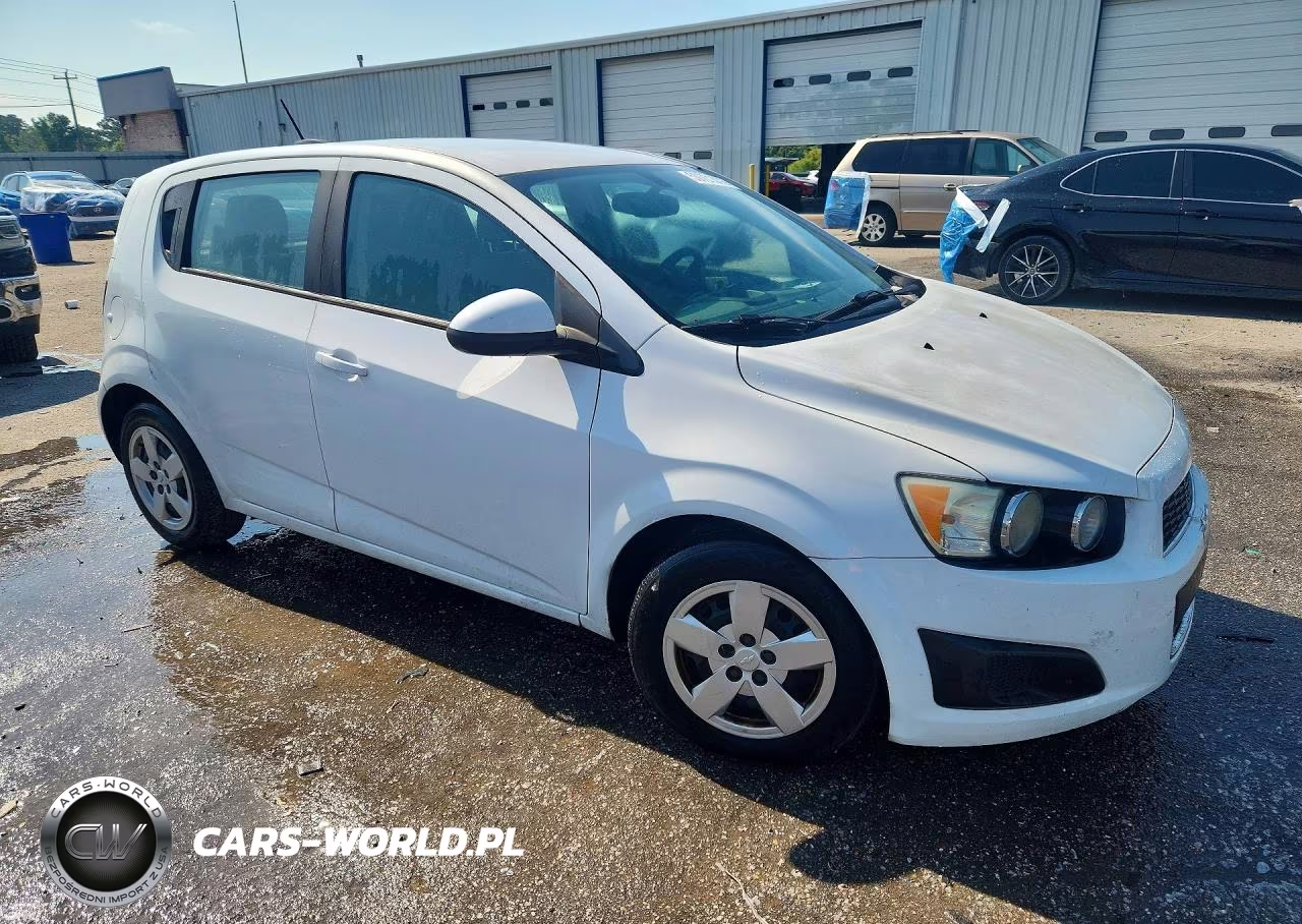 2016 Chevrolet Sonic Ls VIN:1G1JA6SH0G4109660 - 4
