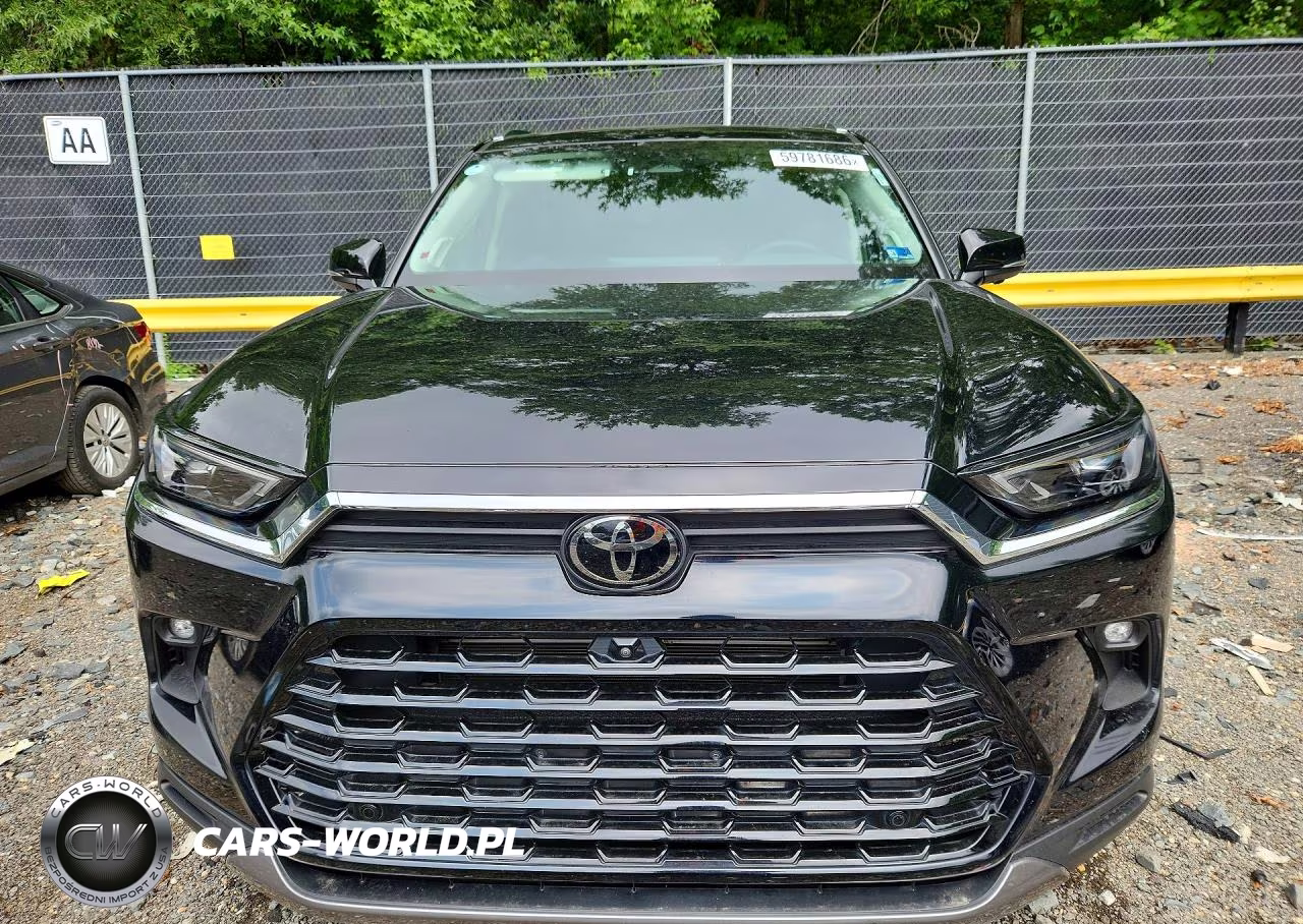 2025 Toyota Grand Highlander Hybrid Limited VIN:5TDACAB58SS037968 - 5