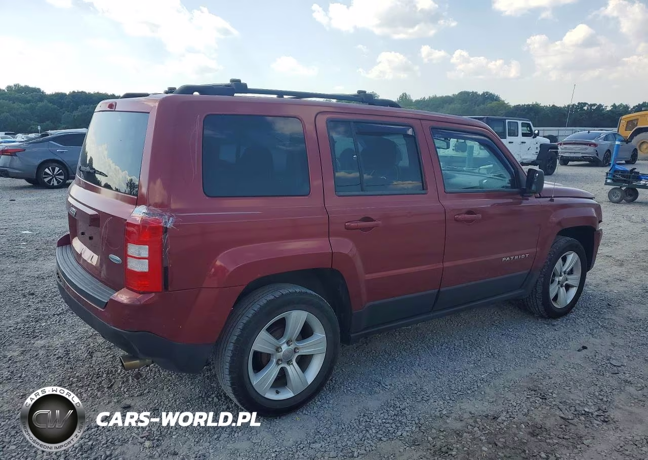 2014 Jeep Patriot Latitude VIN:1C4NJPFB3ED510265 - 3