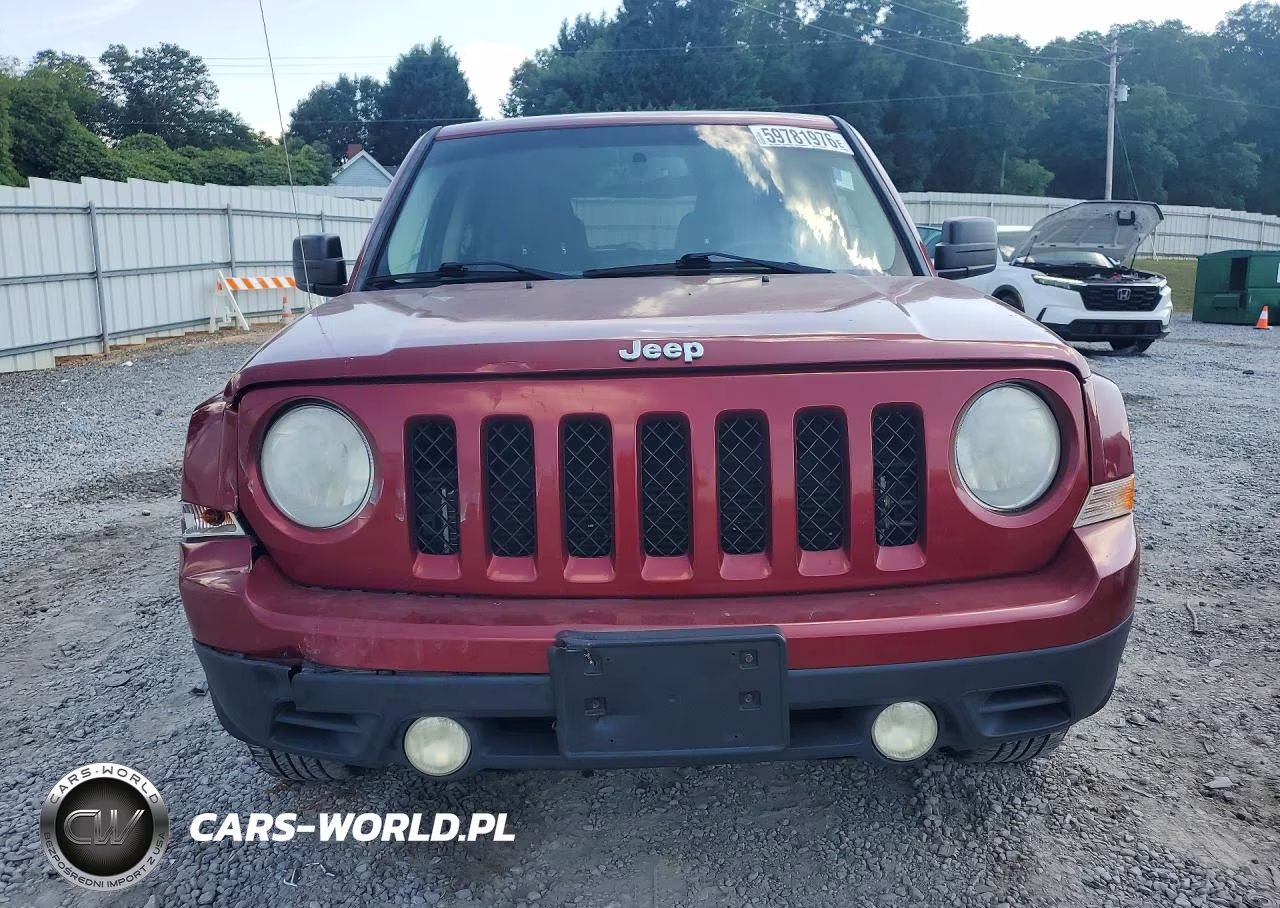 2014 Jeep Patriot Latitude VIN:1C4NJPFB3ED510265 - 5