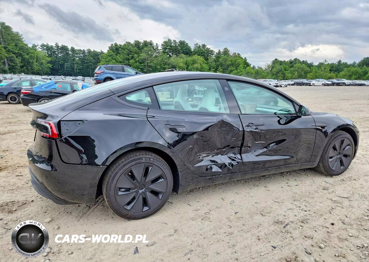 2026 Tesla Model 3 VIN:5YJ3E1EA1TF182335 - 3