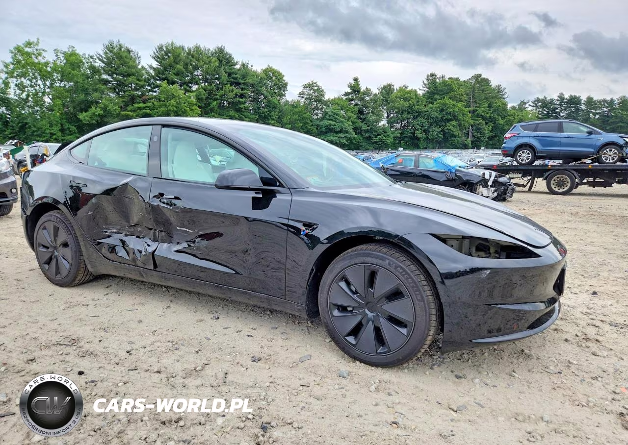 2026 Tesla Model 3 VIN:5YJ3E1EA1TF182335 - 4