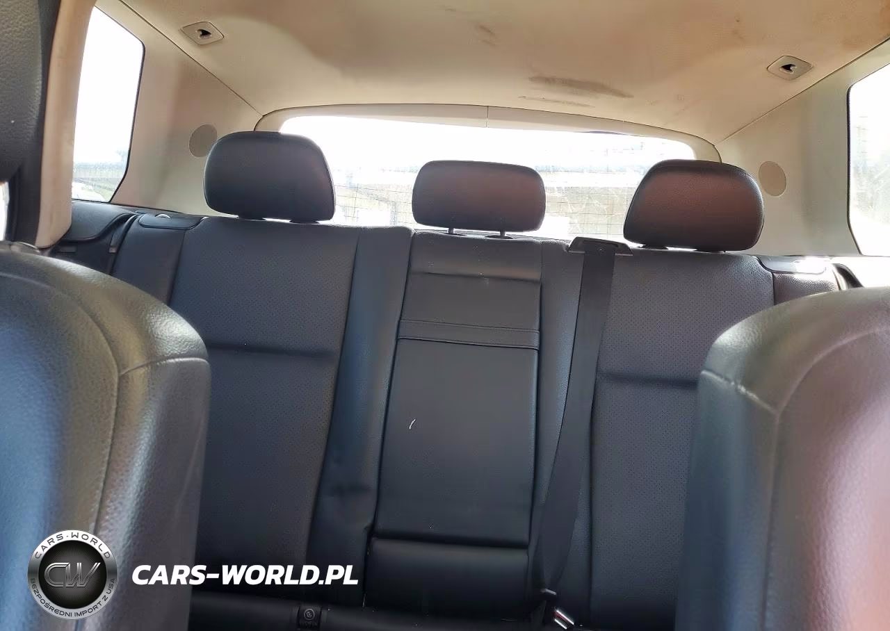 2010 Mercedes-Benz Glk 350 4Matic VIN:WDCGG8HB2AF466696 - 10