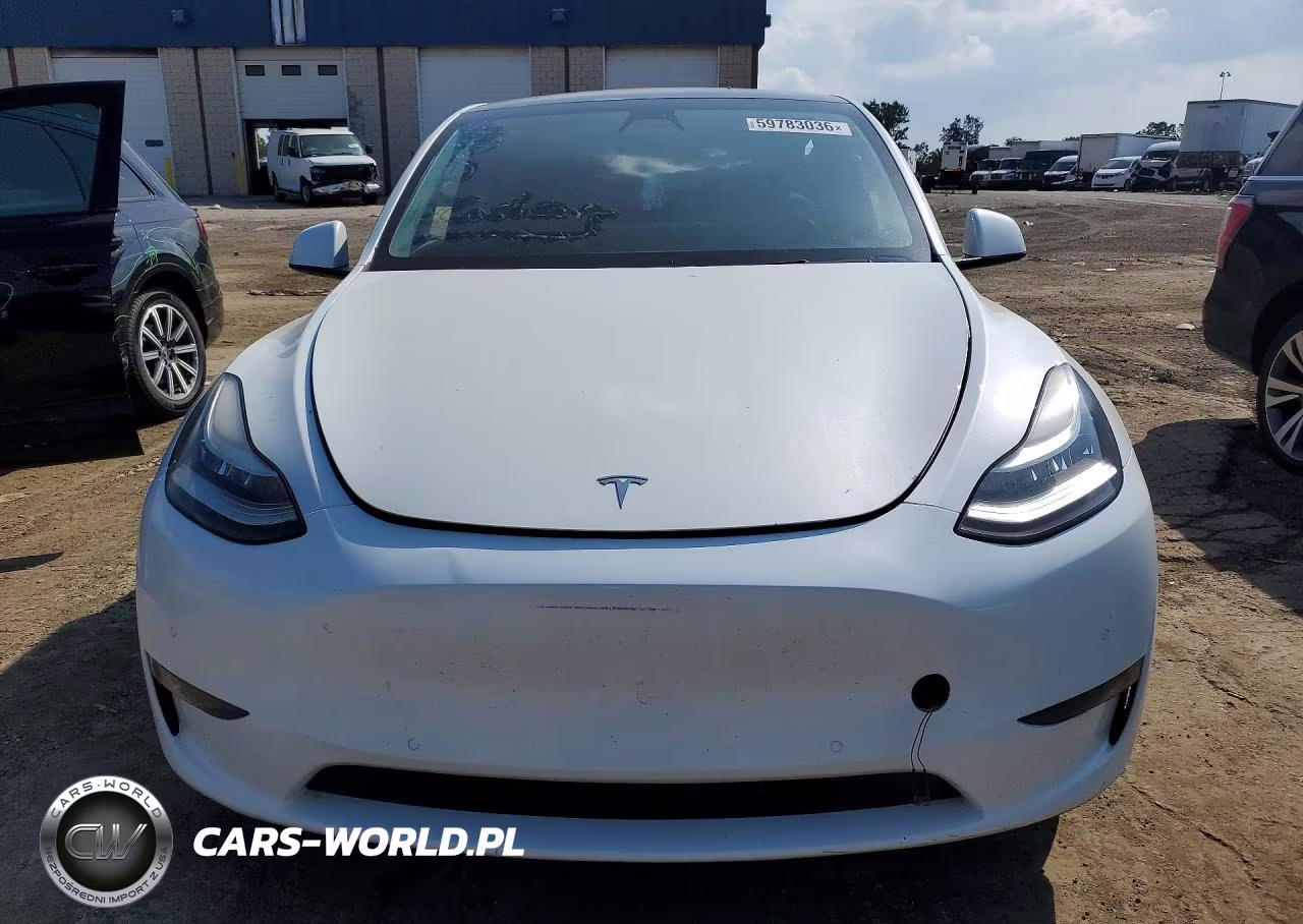 2020 Tesla Model Y VIN:5YJYGDEF4LF000723 - 5