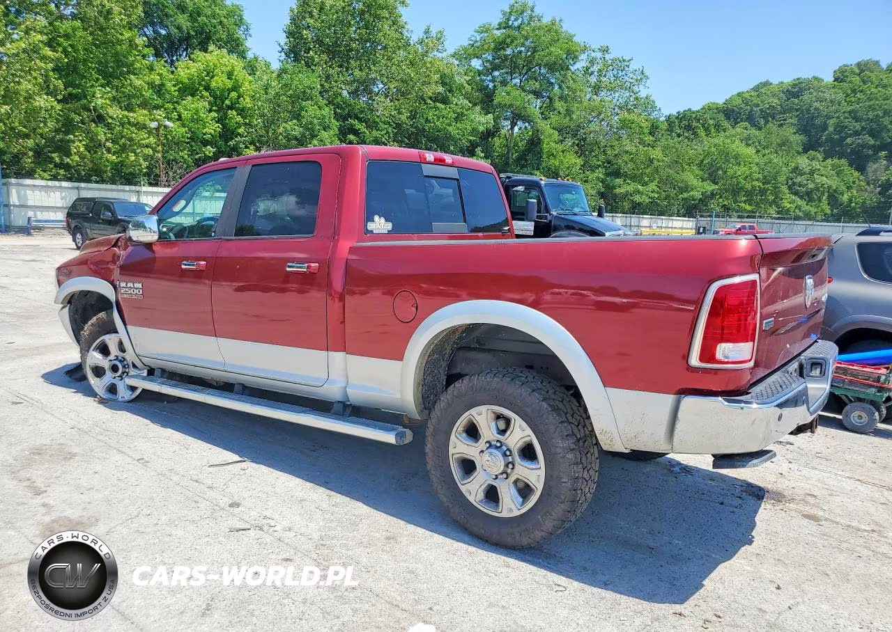 2014 Ram 2500 Laramie VIN:3C6UR5FJ2EG276677 - 2