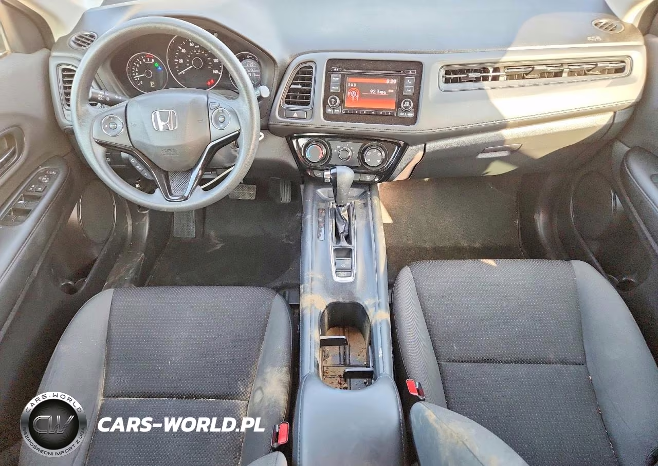 2021 Honda Hr-V Lx VIN:3CZRU6H33MM747831 - 8