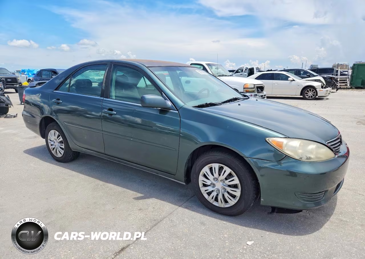 2006 Toyota Camry Le VIN:4T1BE32K46U133089 - 4