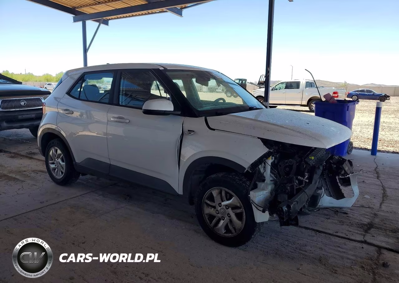2021 Hyundai Venue Se VIN:KMHRB8A35MU094220 - 4