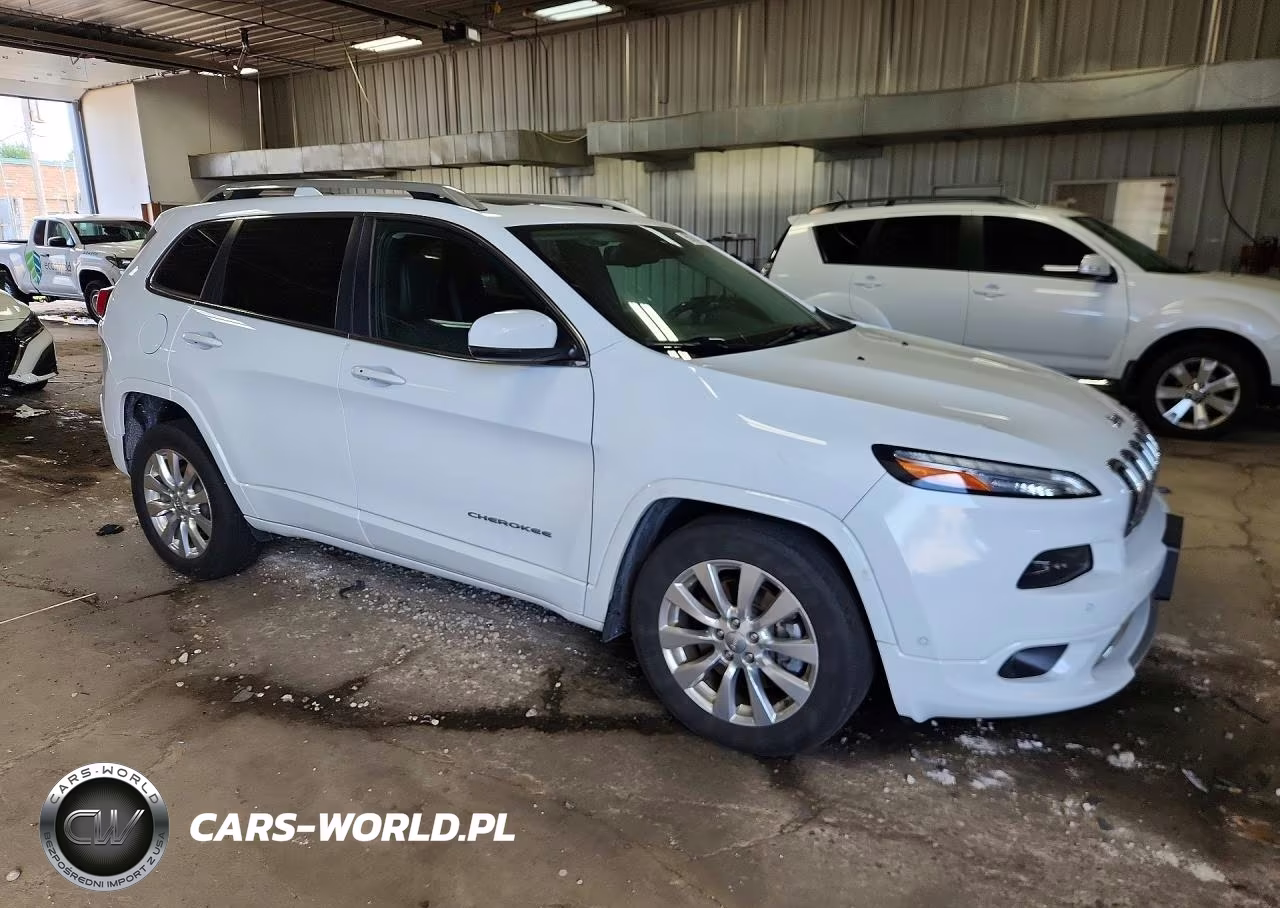 2017 Jeep Cherokee Overland VIN:1C4PJMJS8HW606173 - 4