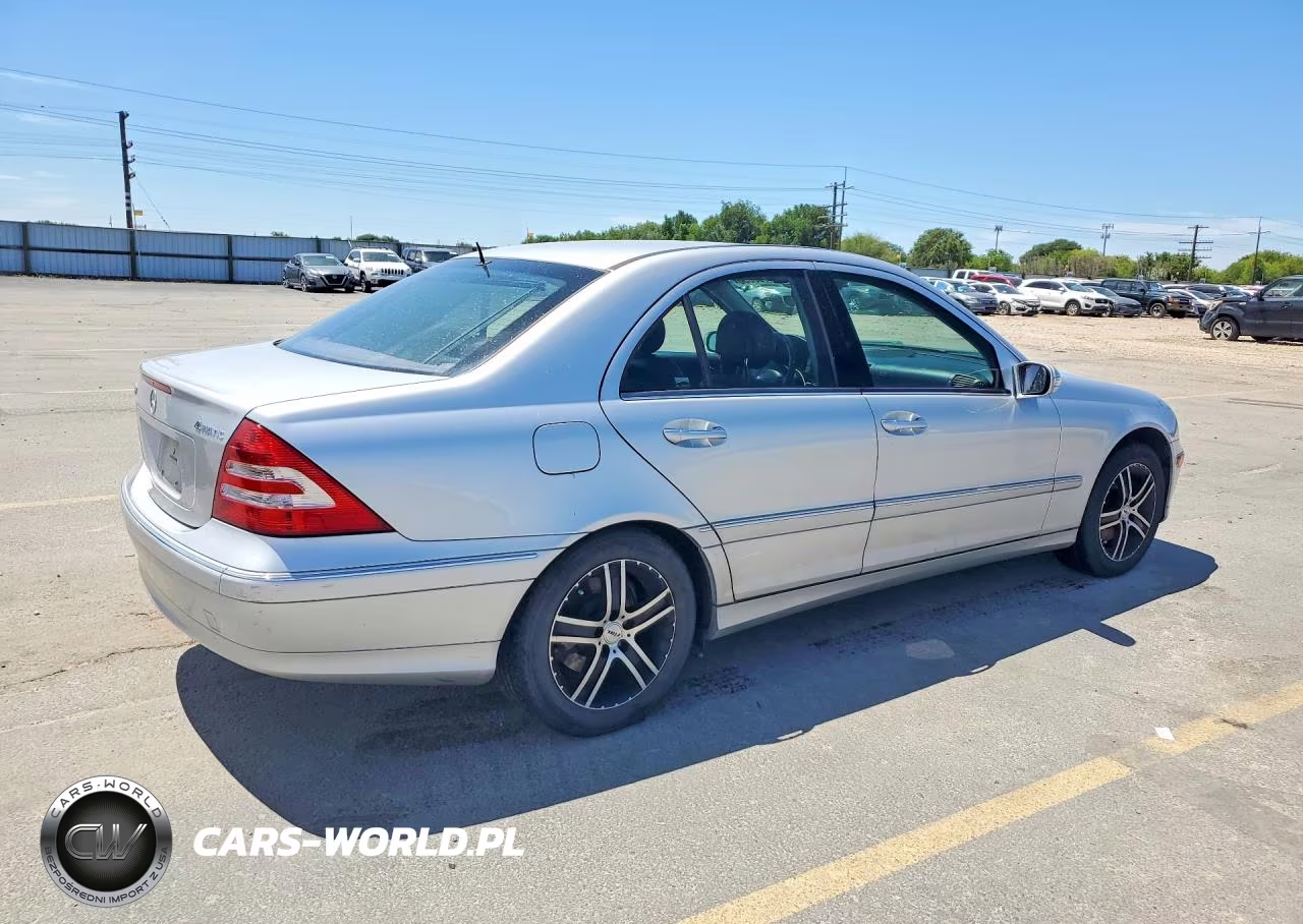 2005 Mercedes-Benz C 240 4Matic VIN:WDBRF81J05F615999 - 3