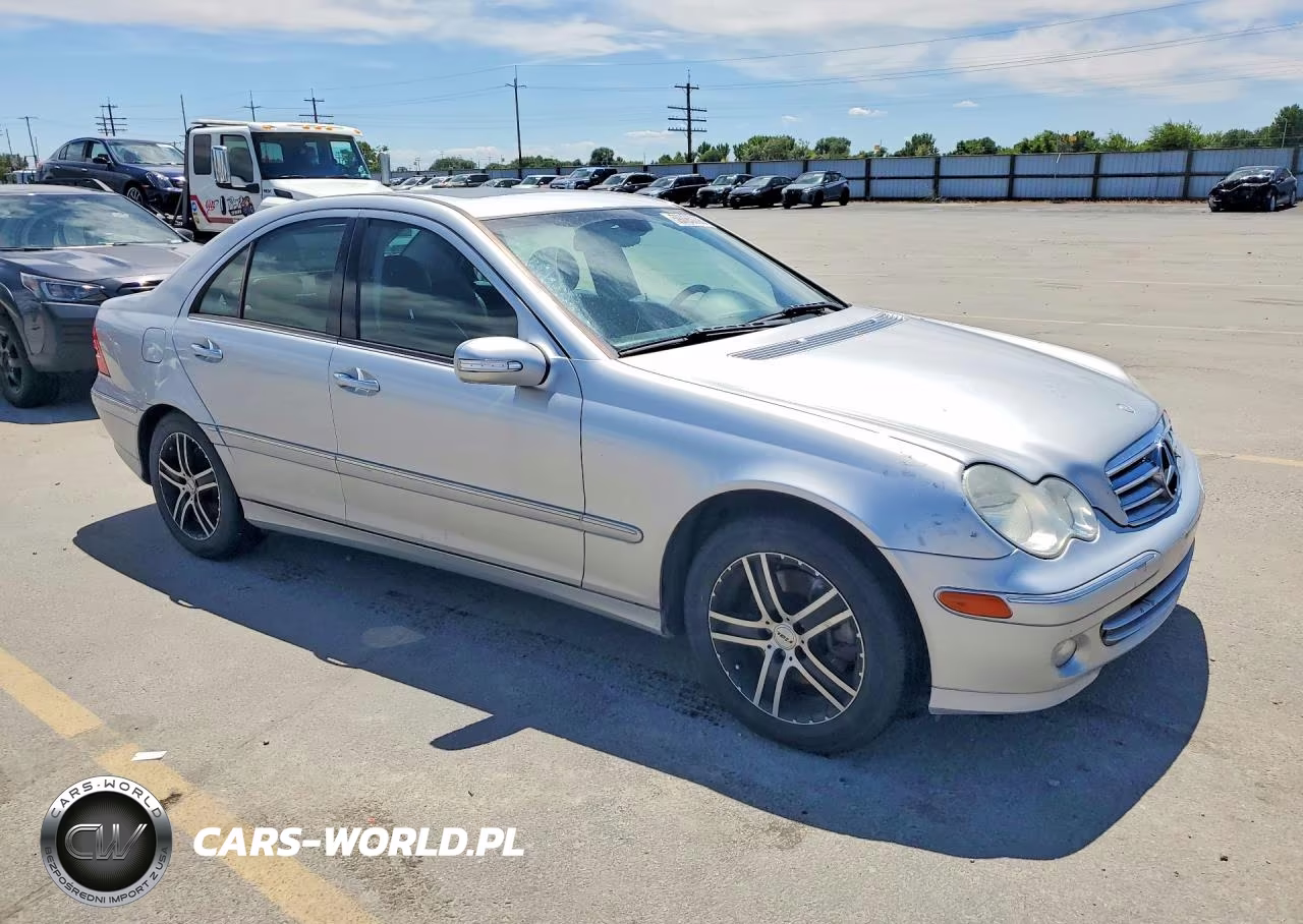 2005 Mercedes-Benz C 240 4Matic VIN:WDBRF81J05F615999 - 4