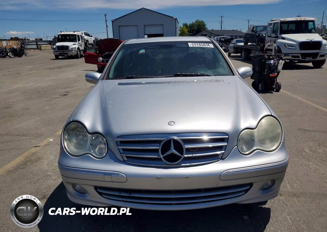 2005 Mercedes-Benz C 240 4Matic VIN:WDBRF81J05F615999 - 5
