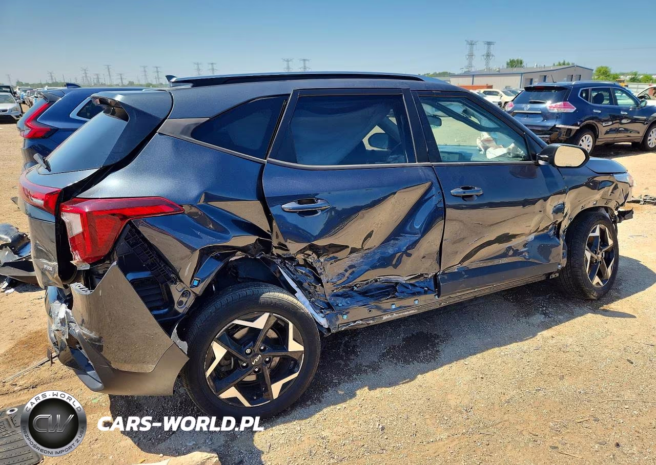 2025 Kia Seltos S VIN:KNDEUCAA0S7709704 - 3