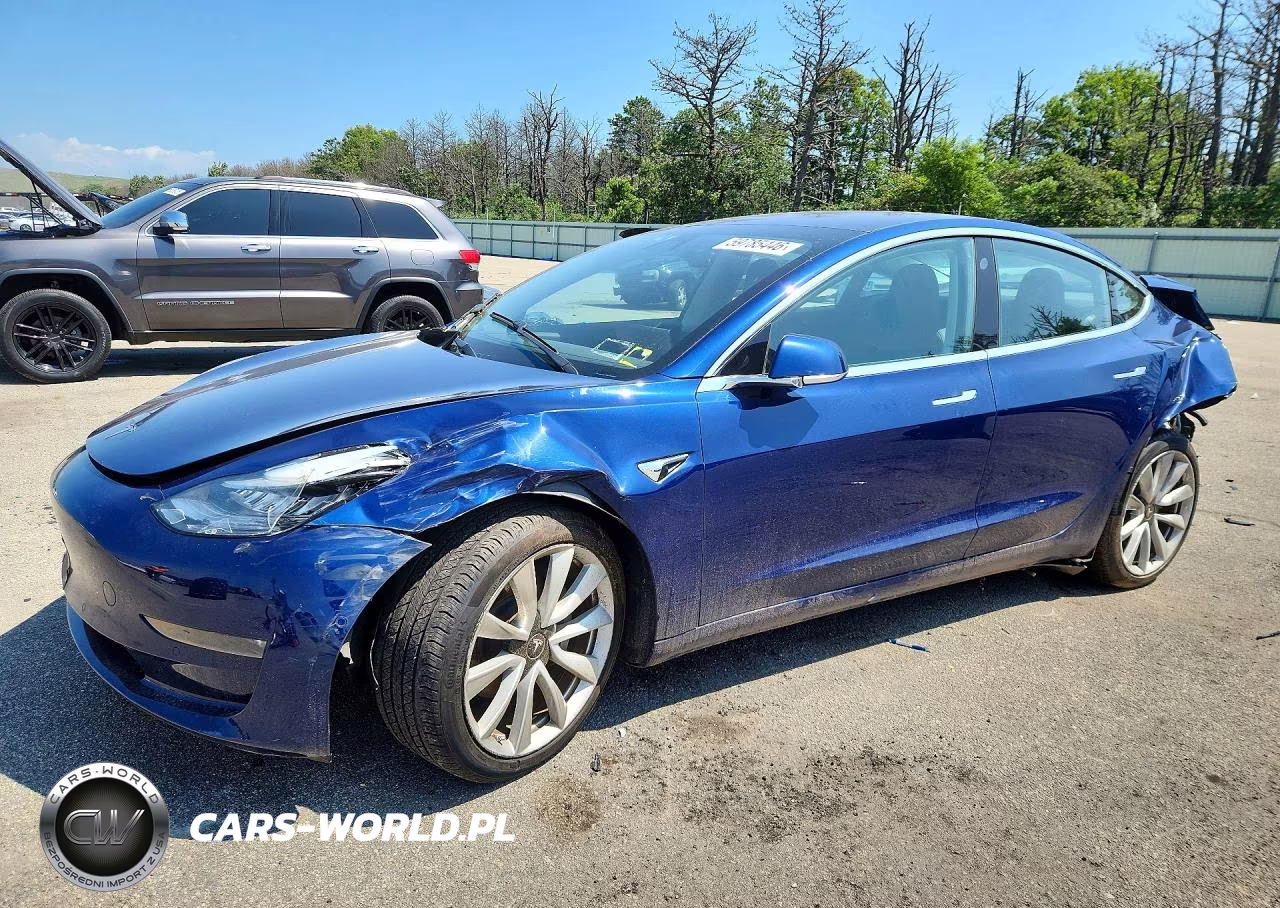 2018 Tesla Model 3 – zdjęcie 1 z 12