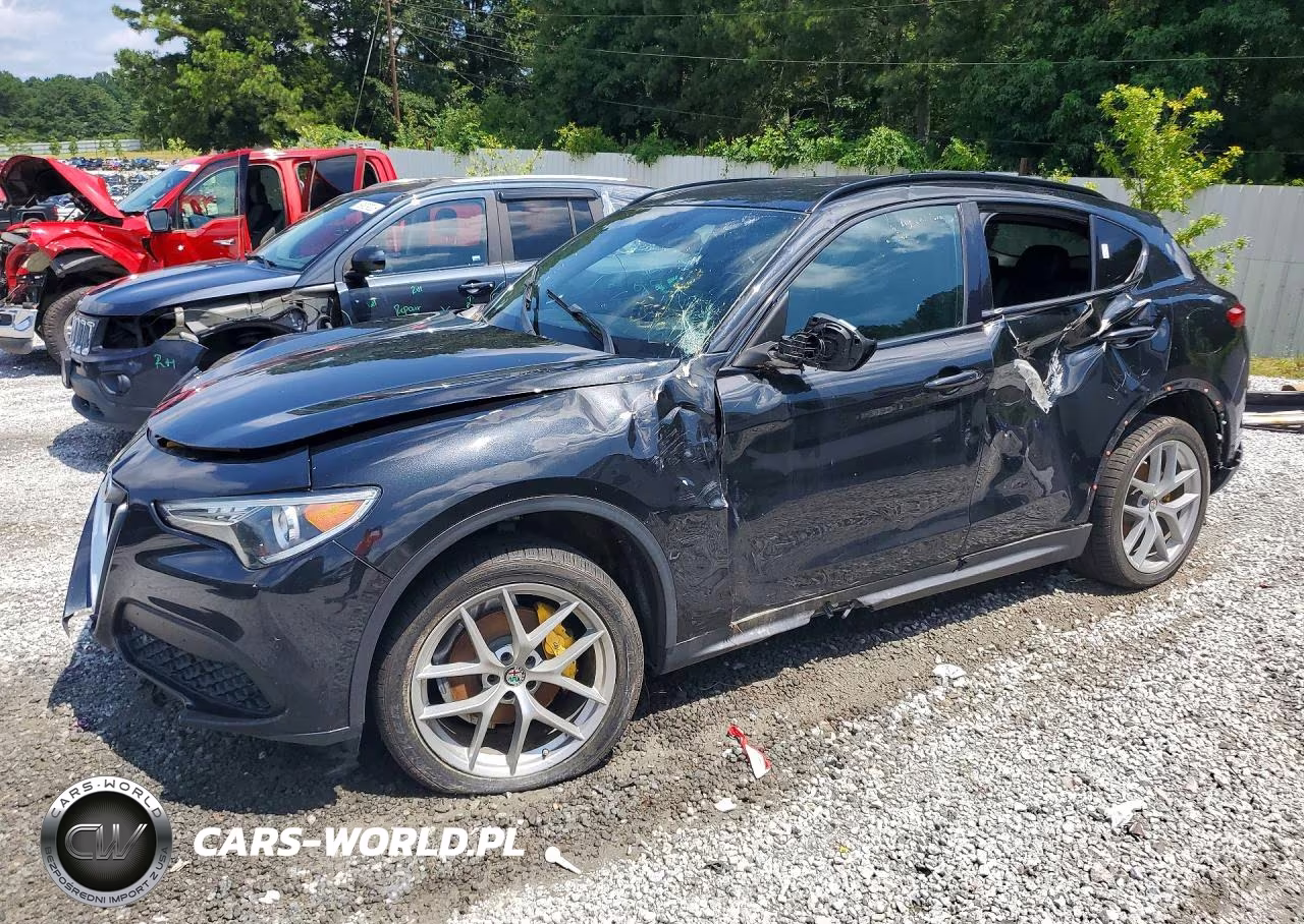 2018 Alfa Romeo Stelvio Ti Sport
