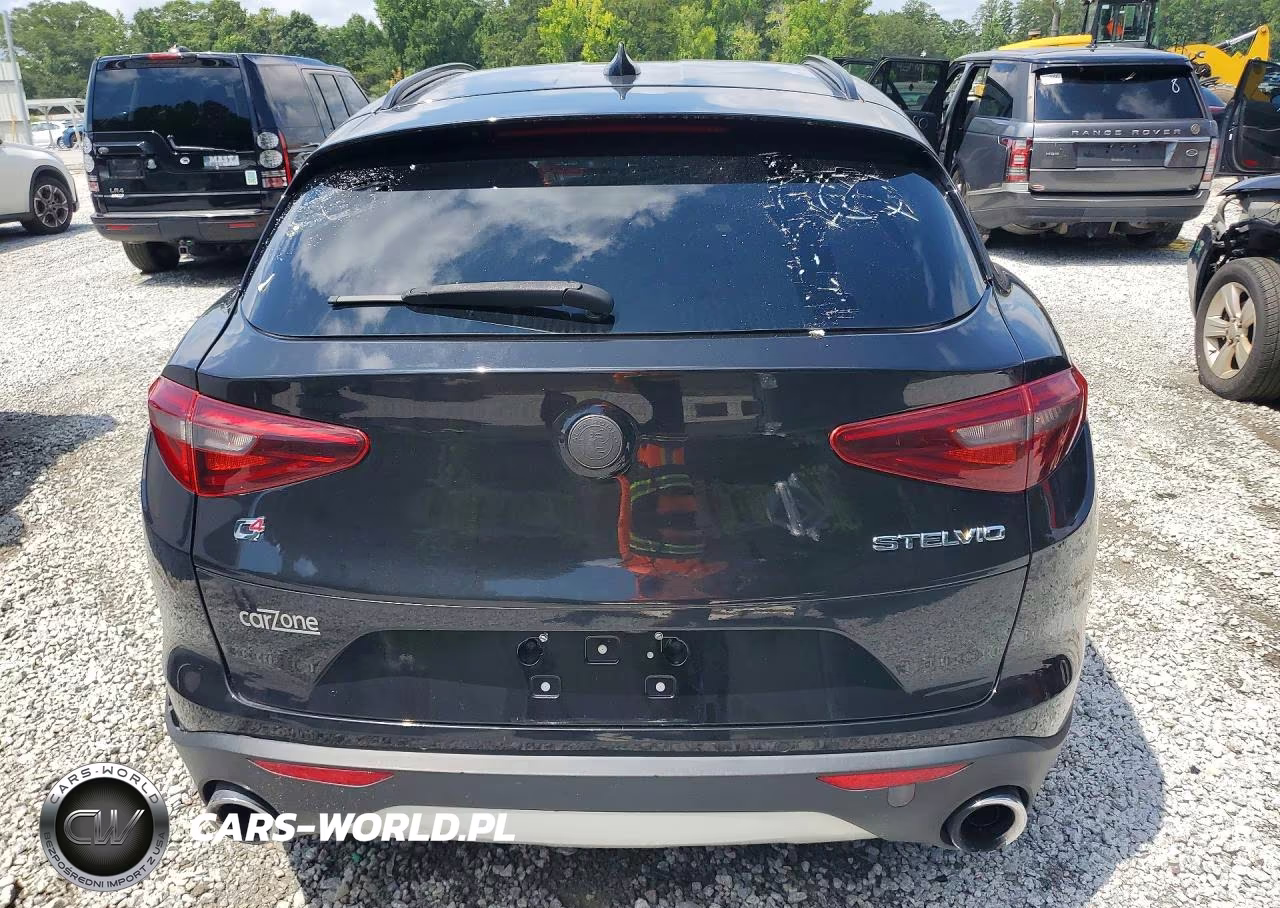 2018 Alfa Romeo Stelvio Ti Sport VIN:ZASFAKNN5J7B66957 - 6