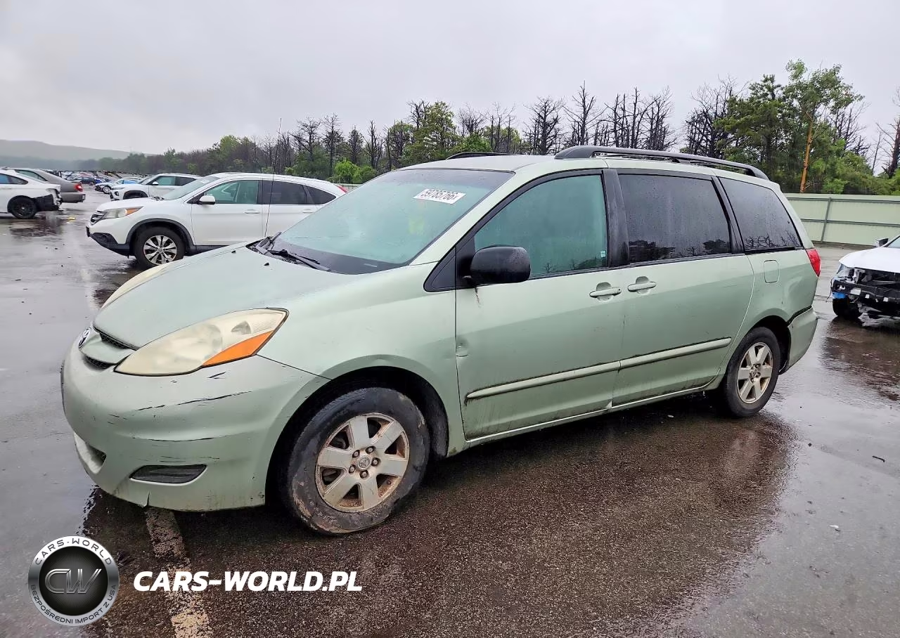 2006 Toyota Sienna Le 8 Passenger