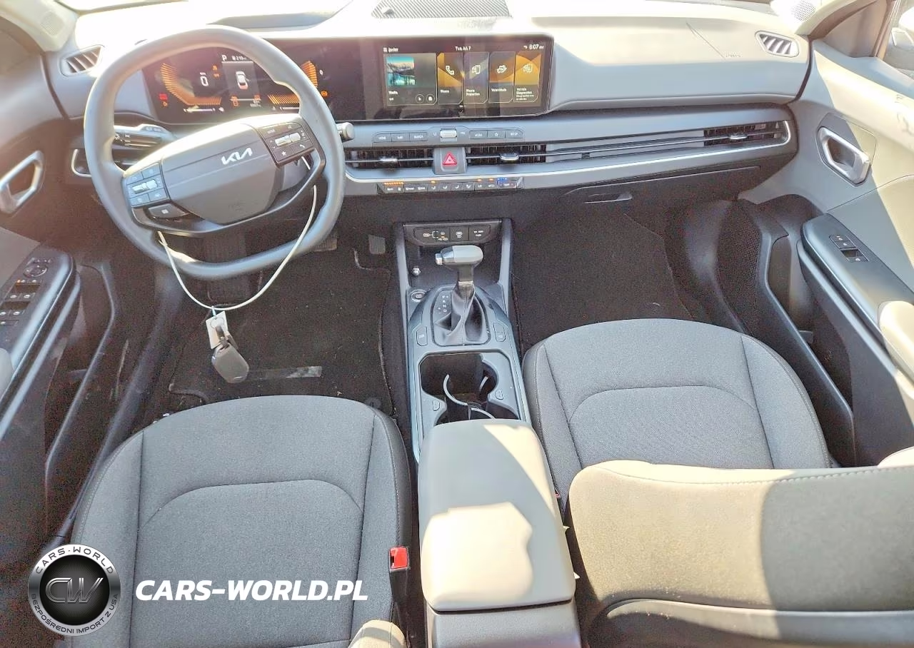 2025 Kia K4 Lxs VIN:3KPFT4DE4SE181547 - 8